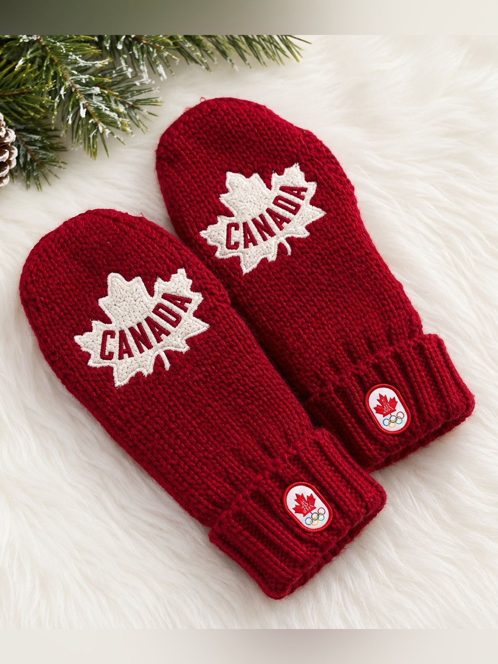 Canada Olympic Team Red Knit Mittens Maple Leaf Logo Adult S/M NWT Winter Gloves